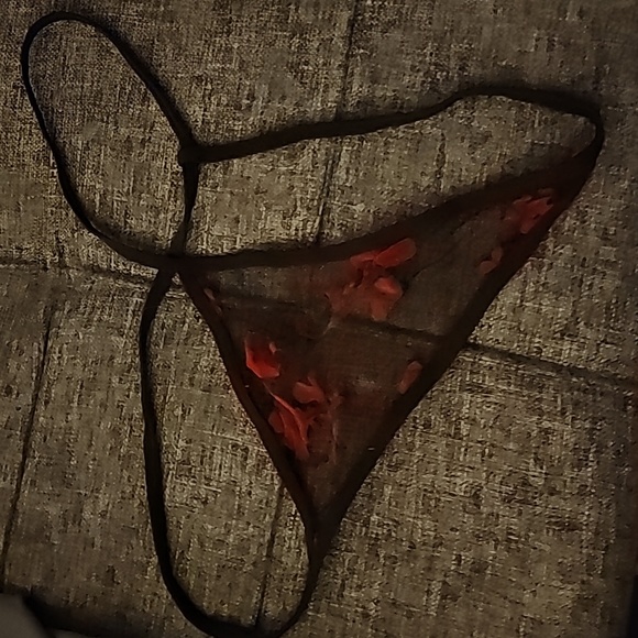 G-string - Picture 2 of 2